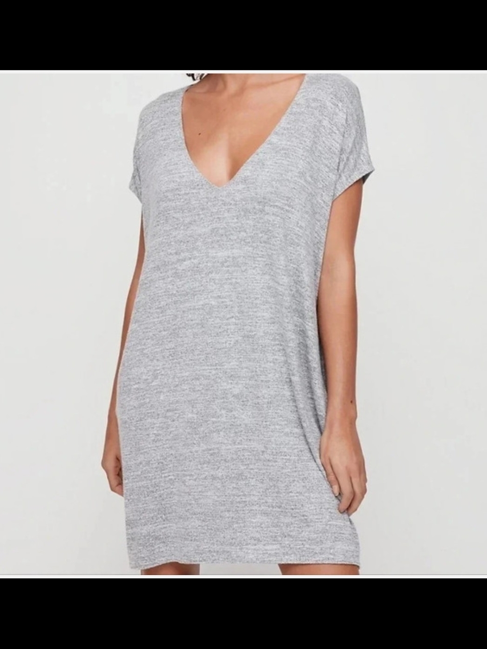 Aritzia Wilfred Free Light Grey Gail Jersey Vneck mini Dress with pockets